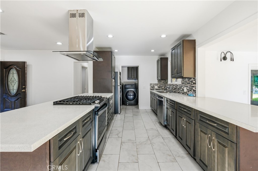 MLS #SR25274732 image #7