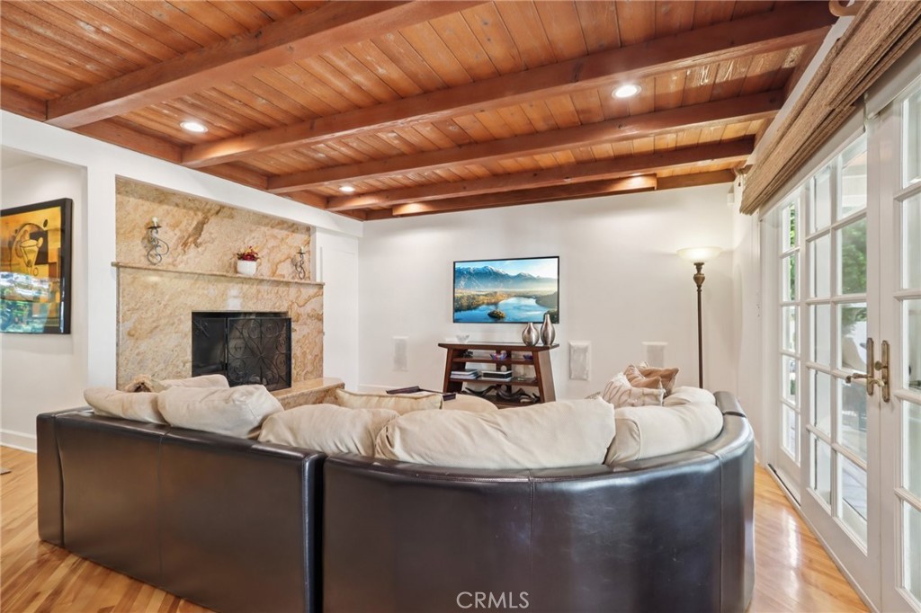 MLS #SR25274737 image #7