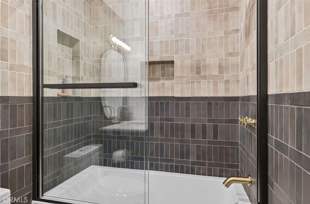 MLS #SR25274773 image #16