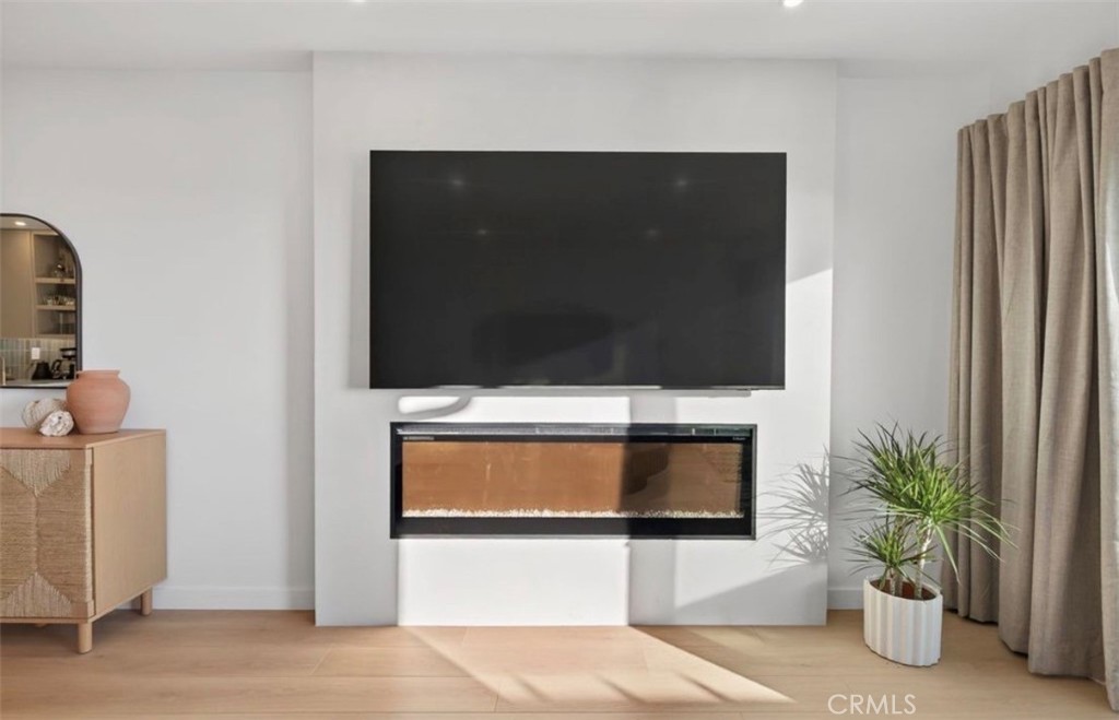 MLS #SR25274773 image #9