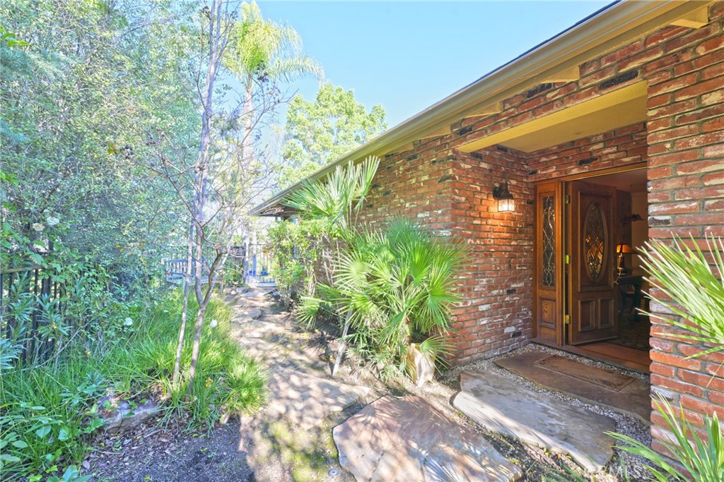 MLS #SR25274798 image #10