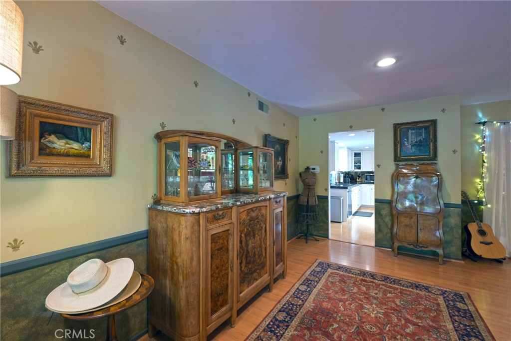 MLS #SR25274798 image #17