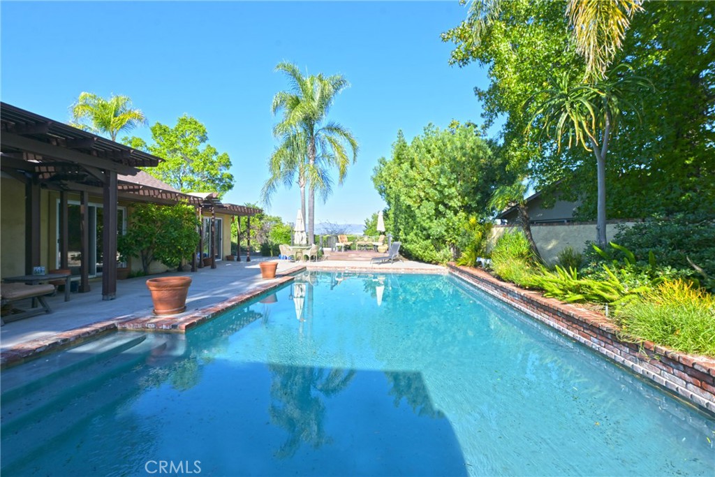 MLS #SR25274798 image #8