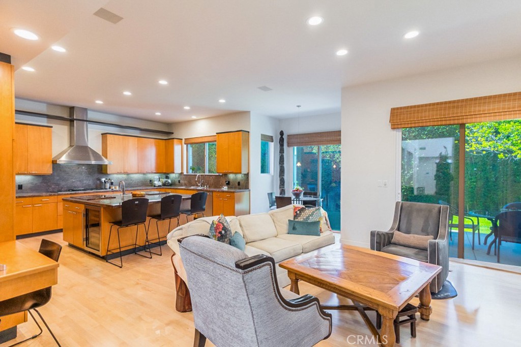 MLS #SR25274913 image #10