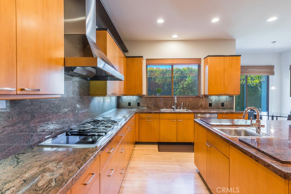 MLS #SR25274913 image #12