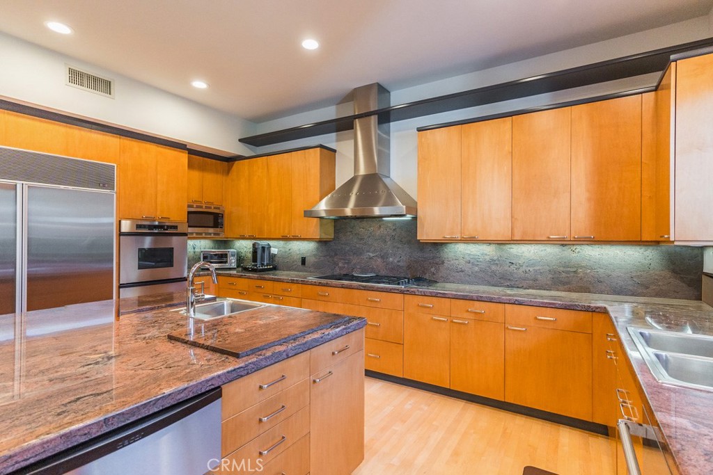 MLS #SR25274913 image #13