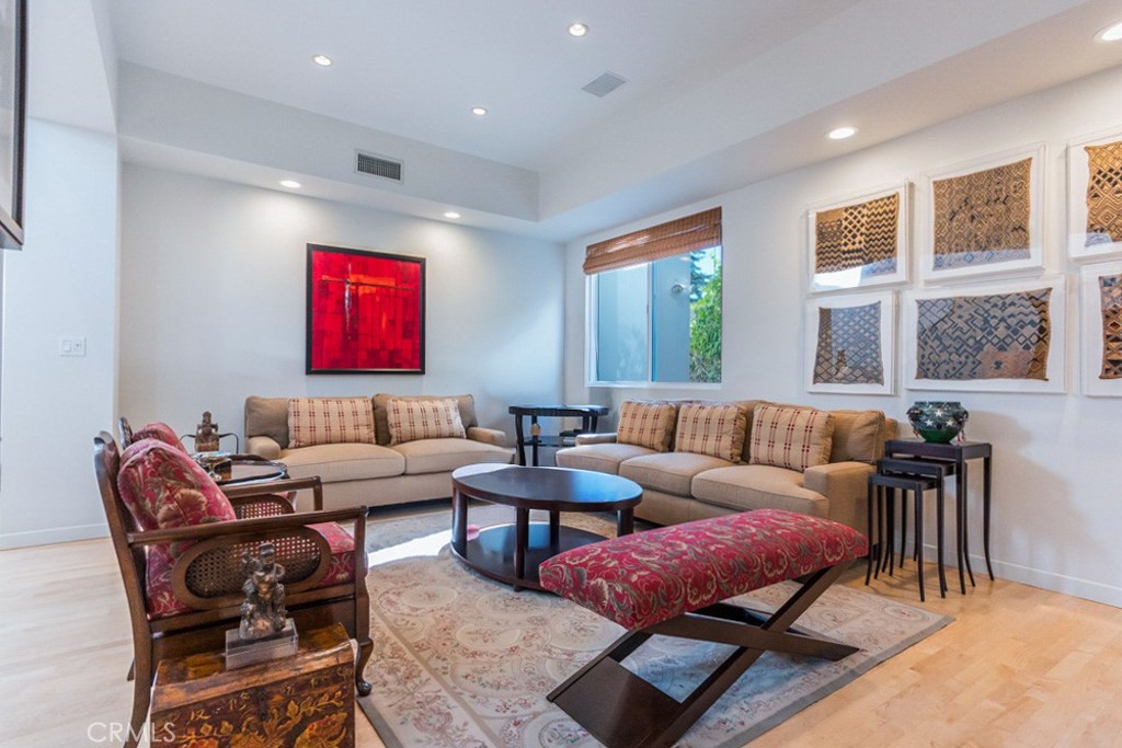 MLS #SR25274913 image #4