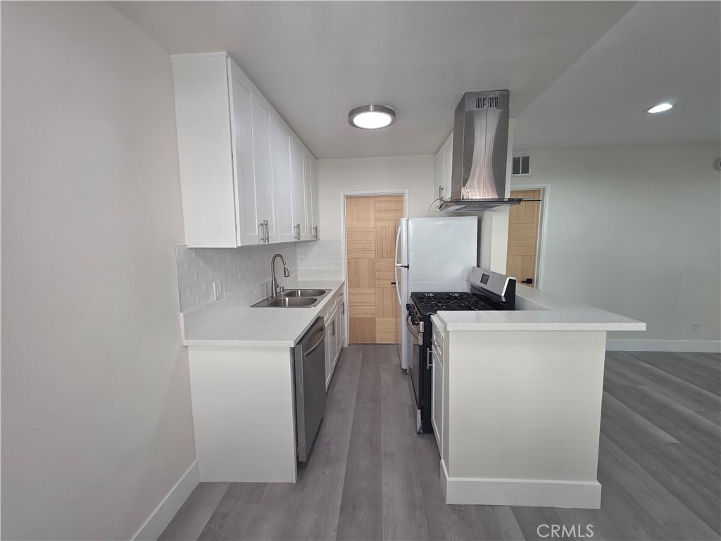 MLS #SR25274928 image #3