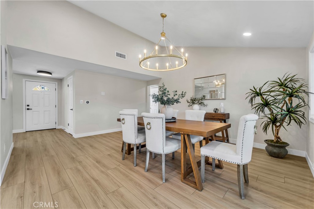 MLS #SR25274930 image #5