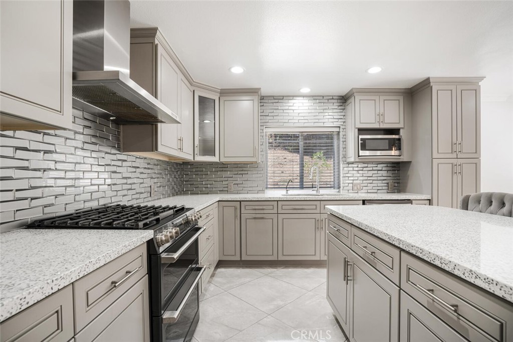 MLS #SR25274934 image #10