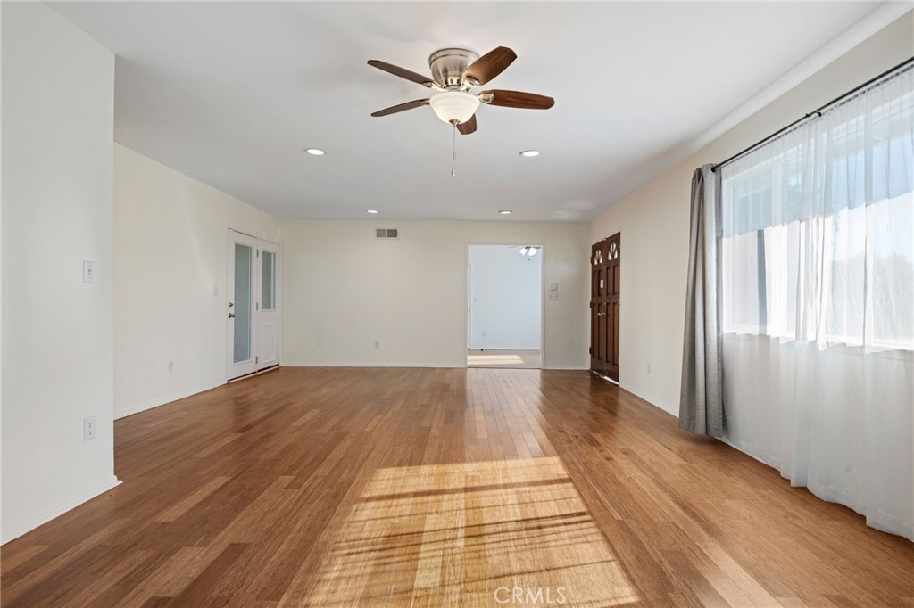 MLS #SR25275070 image #10