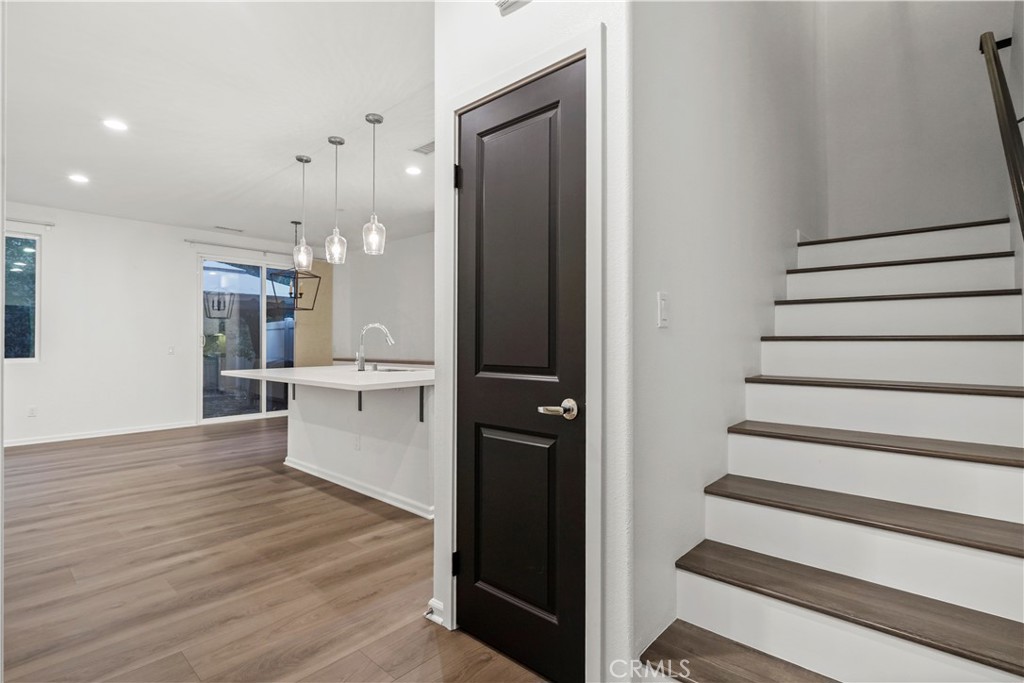 MLS #SR25275156 image #12