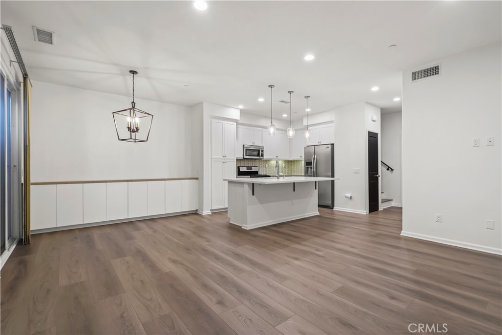 MLS #SR25275156 image #5