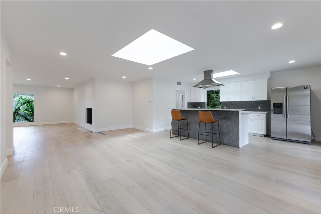 MLS #SR25275168 image #8