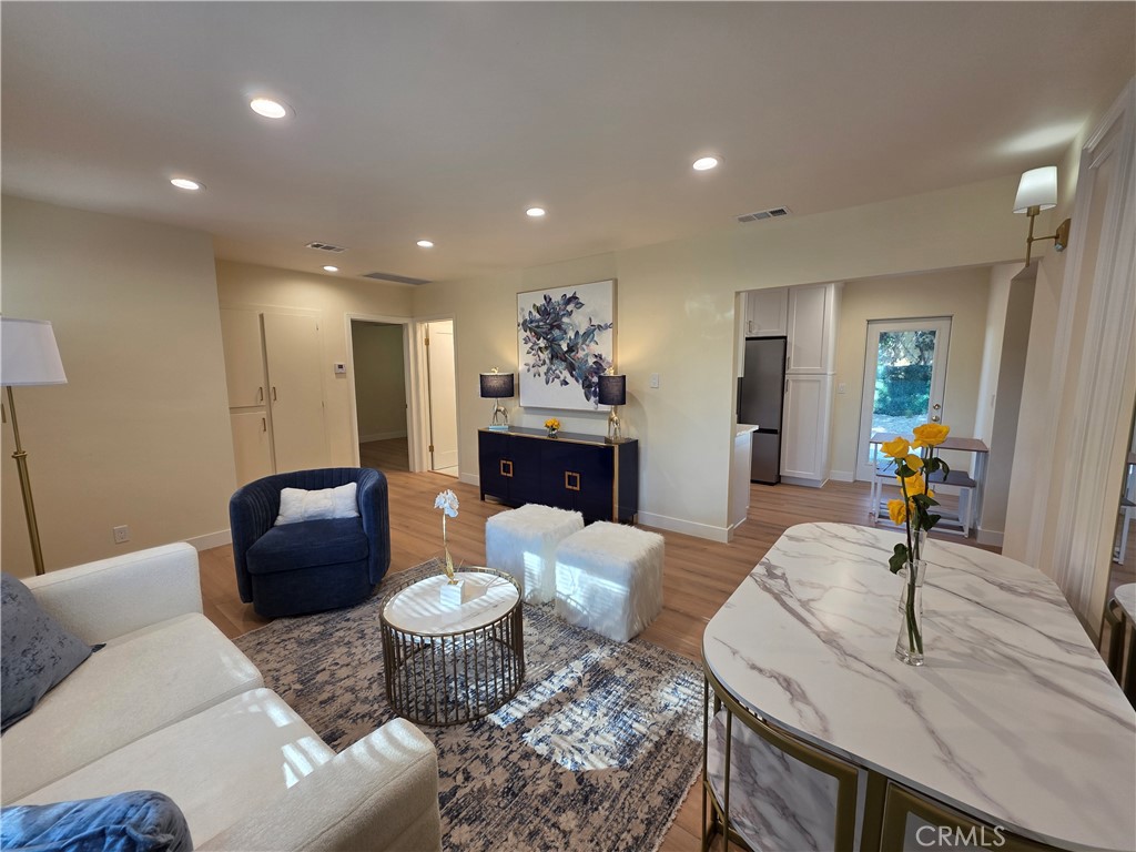 MLS #SR25275184 image #2