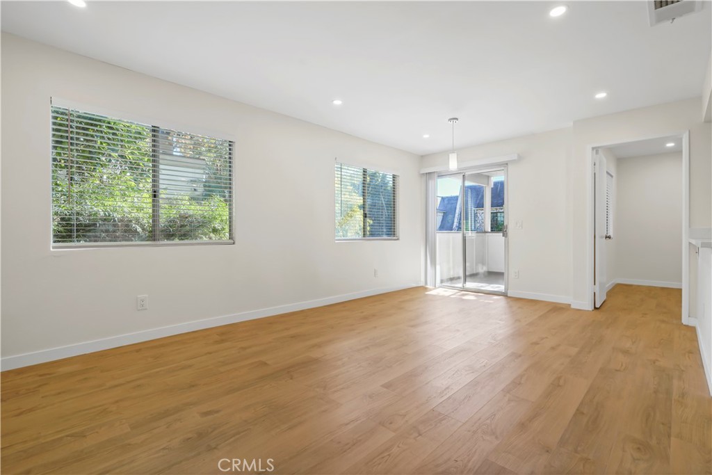 MLS #SR25275281 image #6