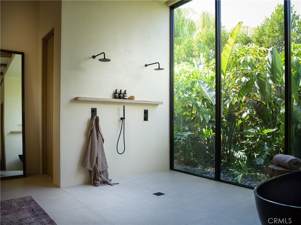 MLS #SR25275369 image #40