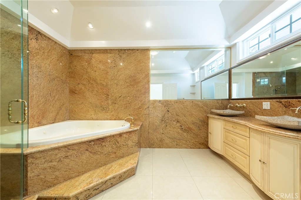 MLS #SR25275479 image #21