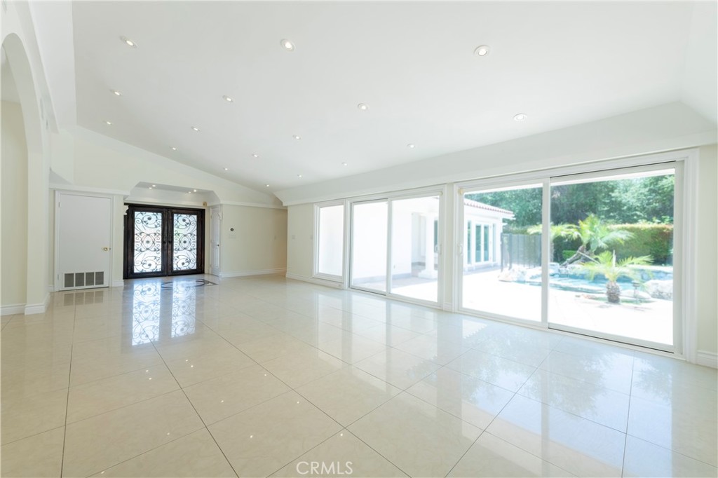 MLS #SR25275479 image #3