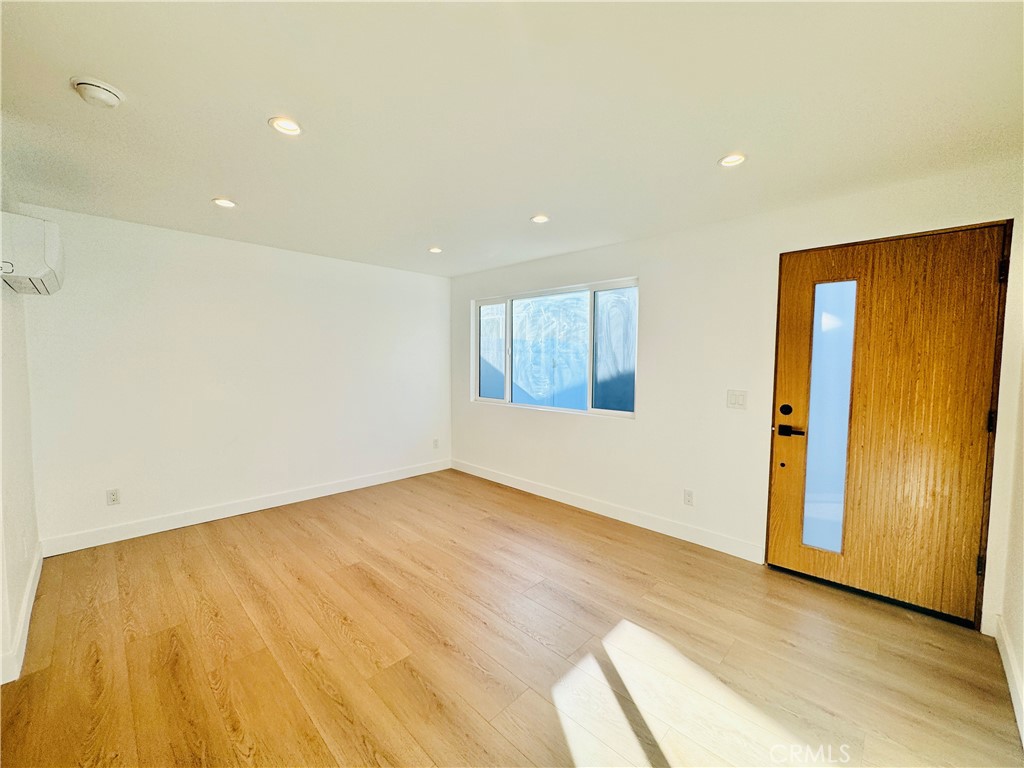 MLS #SR25275285 image #4