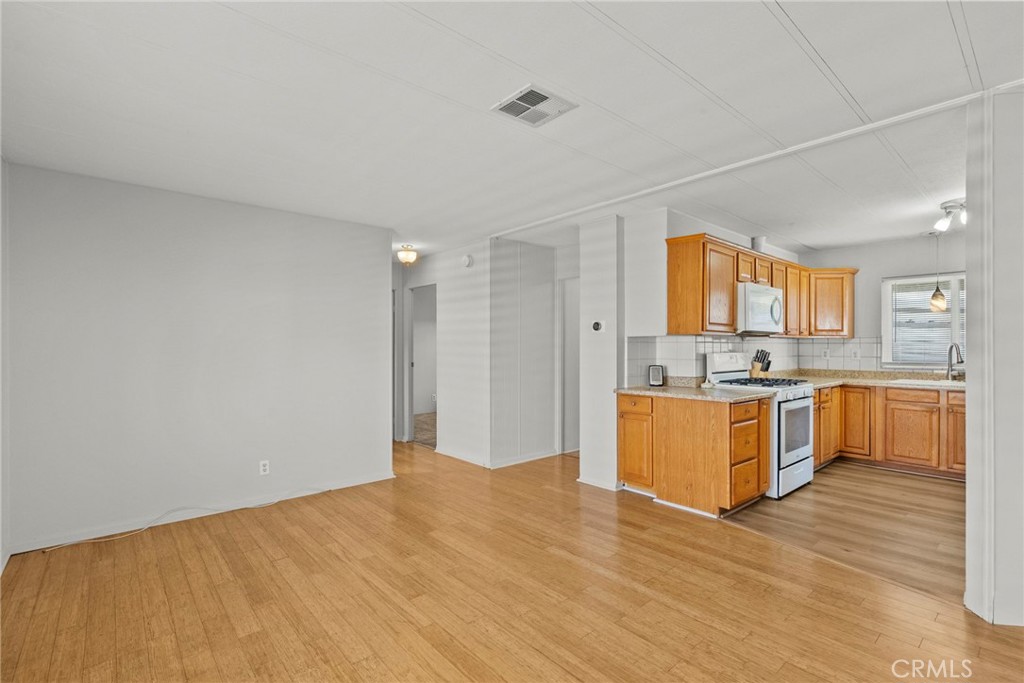 MLS #SR25275497 image #16