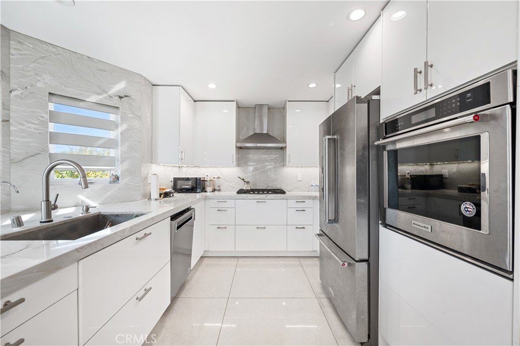 MLS #SR25275500 image #8