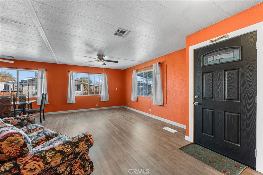 MLS #SR25275603 image #4