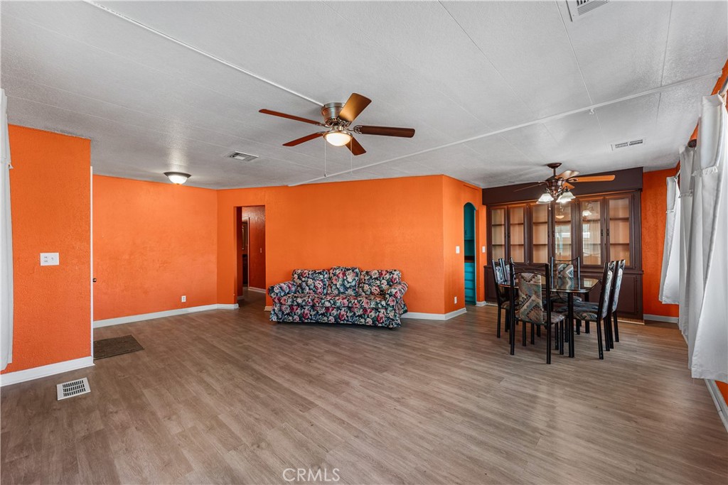 MLS #SR25275603 image #5