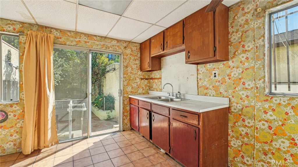 MLS #SR25275610 image #12