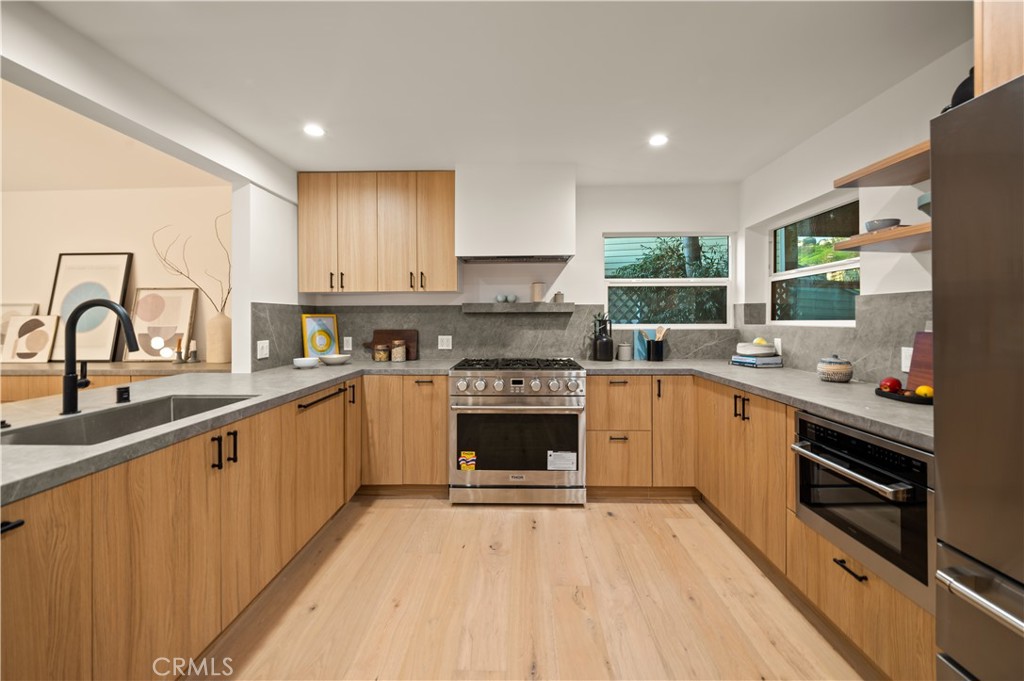 MLS #SR25275624 image #11