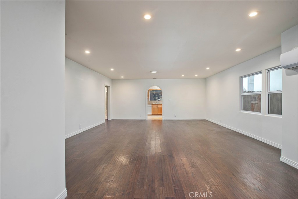 MLS #SR25275663 image #3