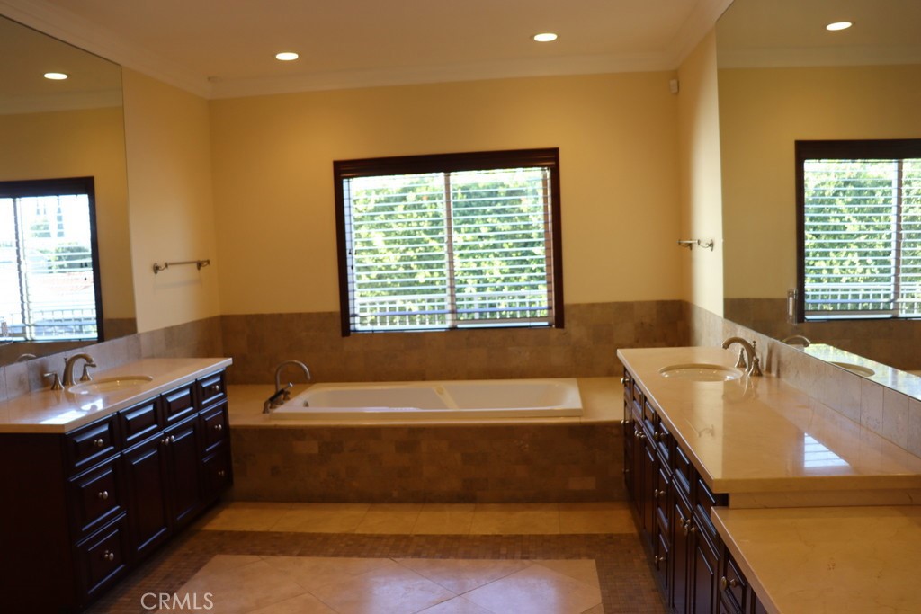 MLS #SR25275671 image #47