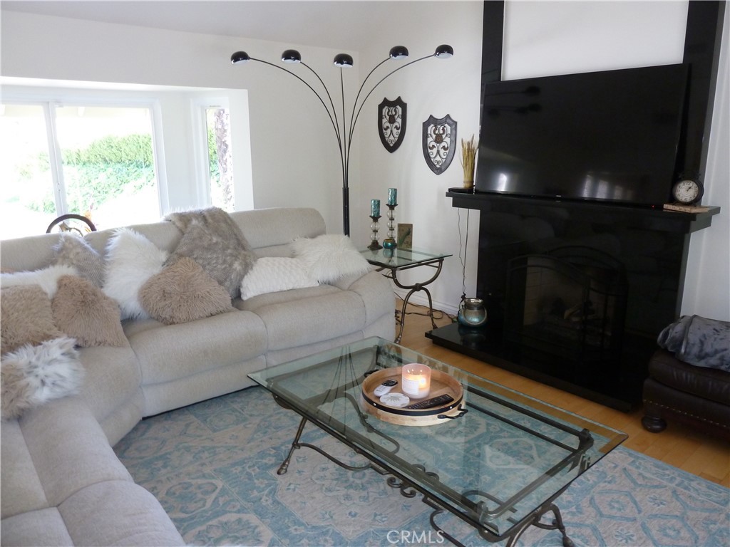 MLS #SR25275694 image #2