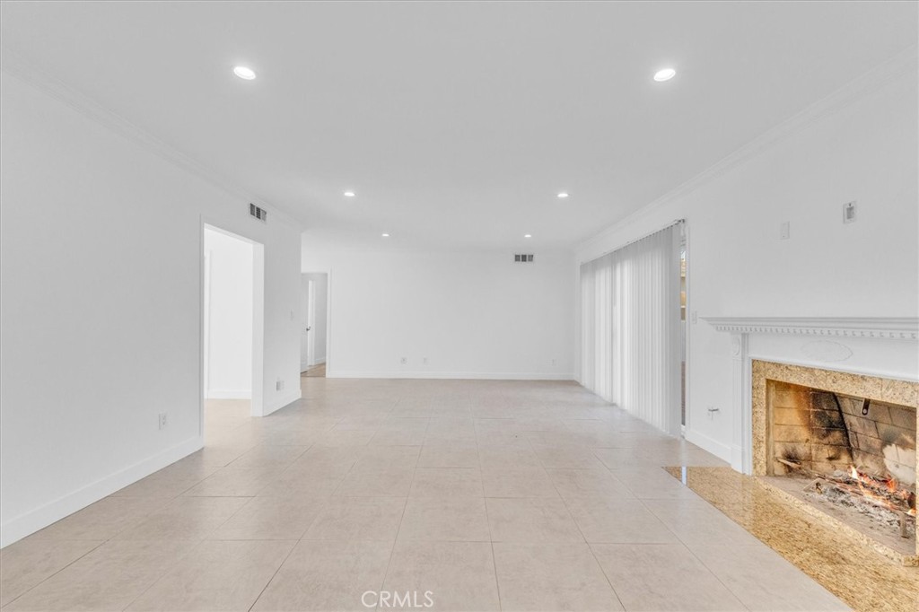 MLS #SR25275705 image #4