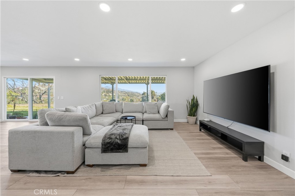 MLS #SR25275780 image #14