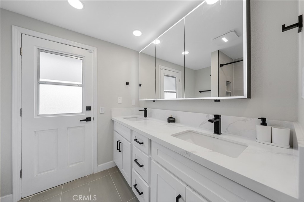 MLS #SR25275780 image #16