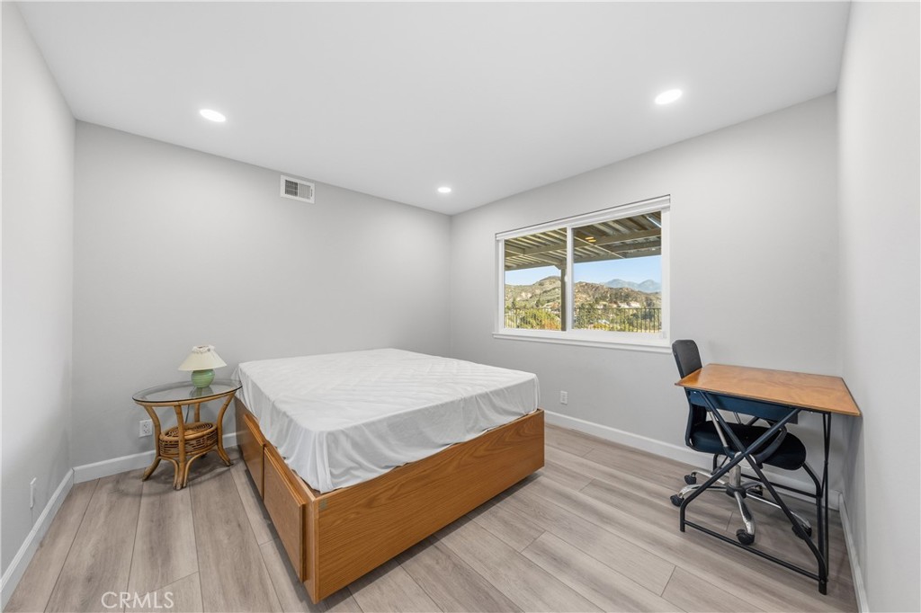 MLS #SR25275780 image #24