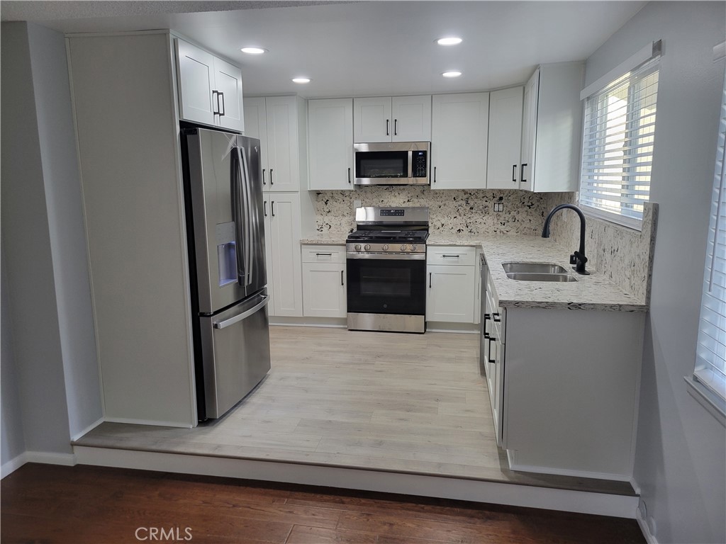 MLS #SR25275898 image #2