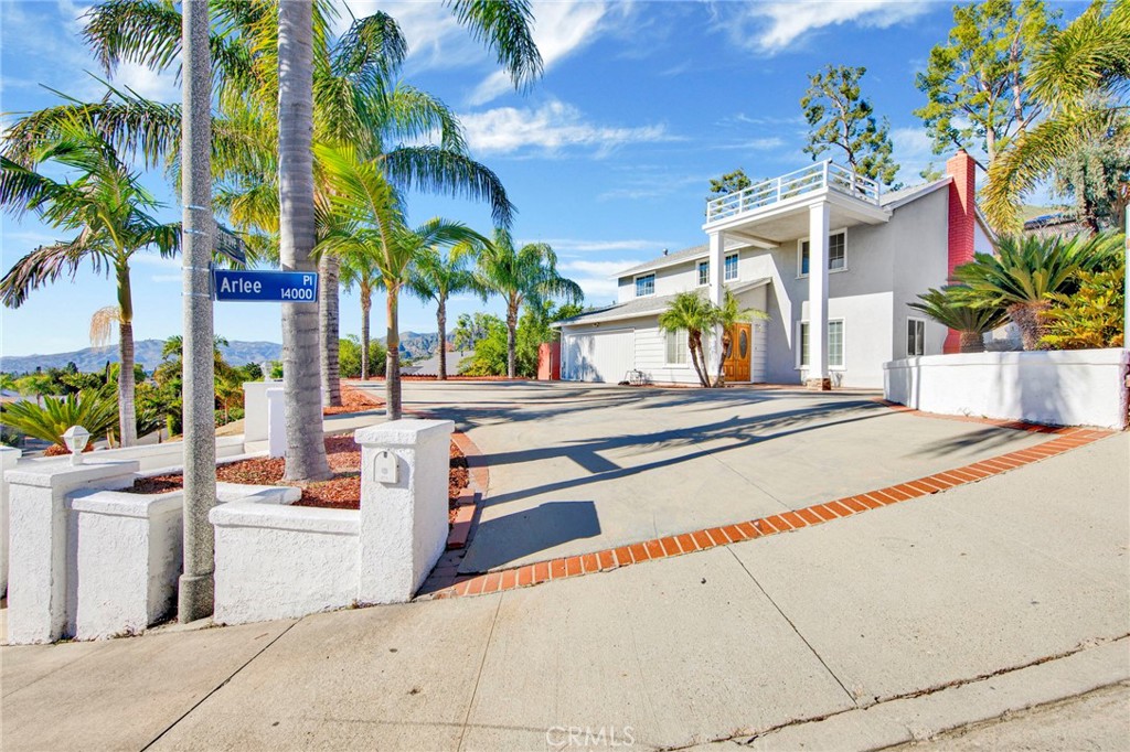 MLS #SR25275922 image #2