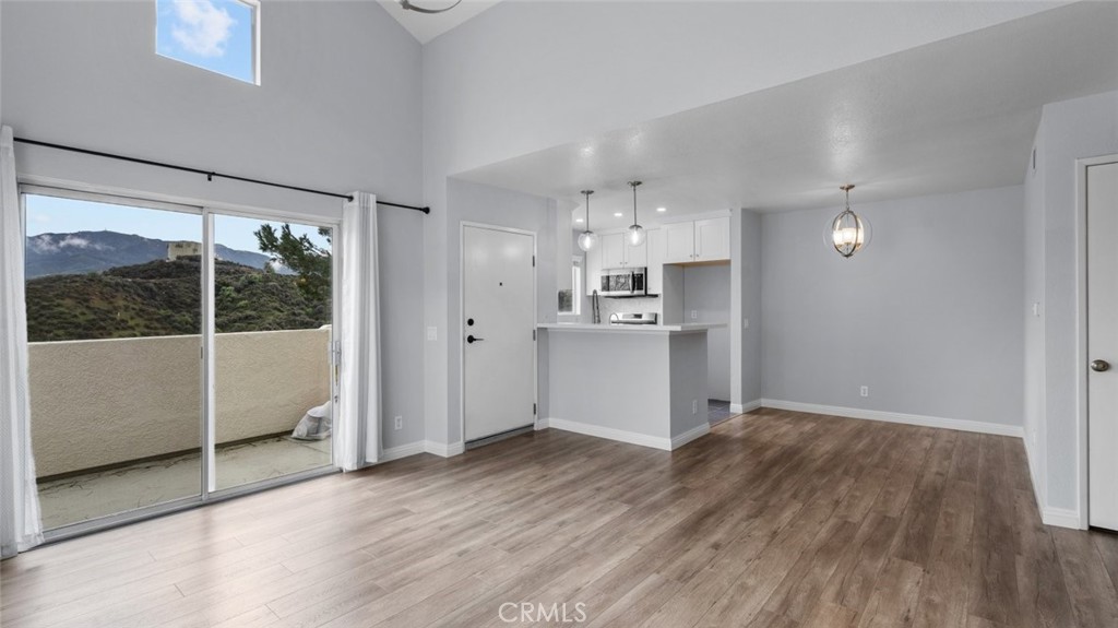 MLS #SR25276000 image #8