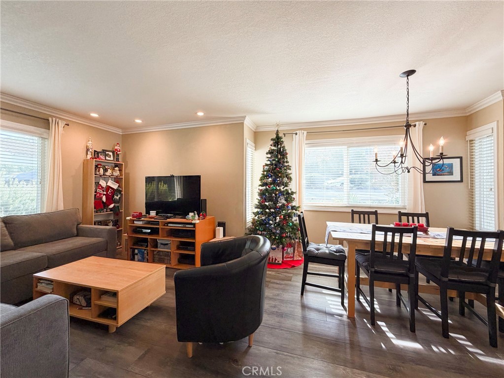 MLS #SR25276114 image #2