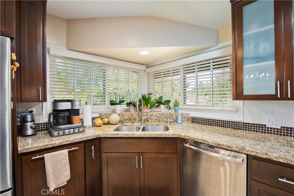 MLS #SR25276151 image #6