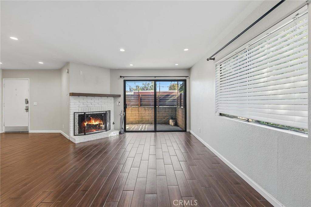 MLS #SR25276162 image #1