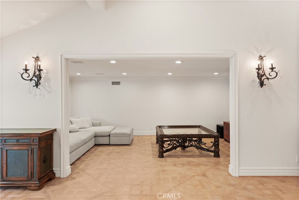 MLS #SR25276277 image #10