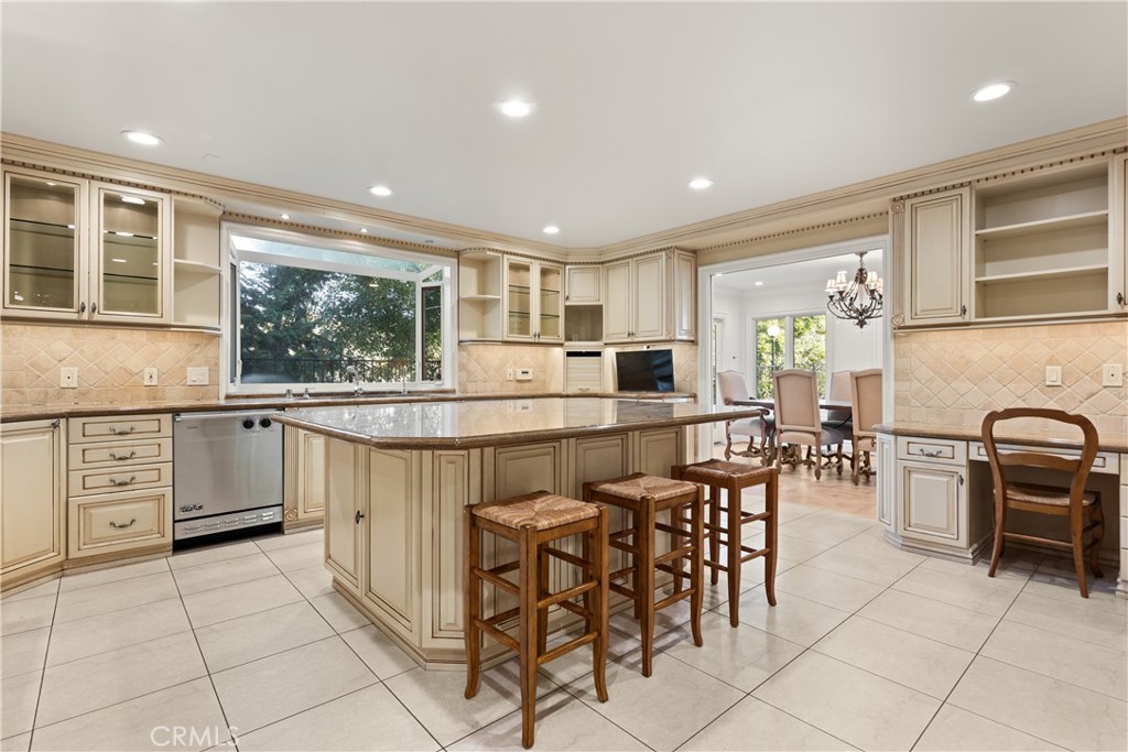 MLS #SR25276277 image #13