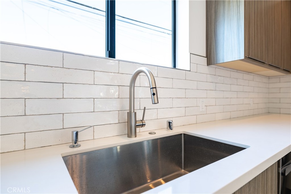 MLS #SR25276305 image #6