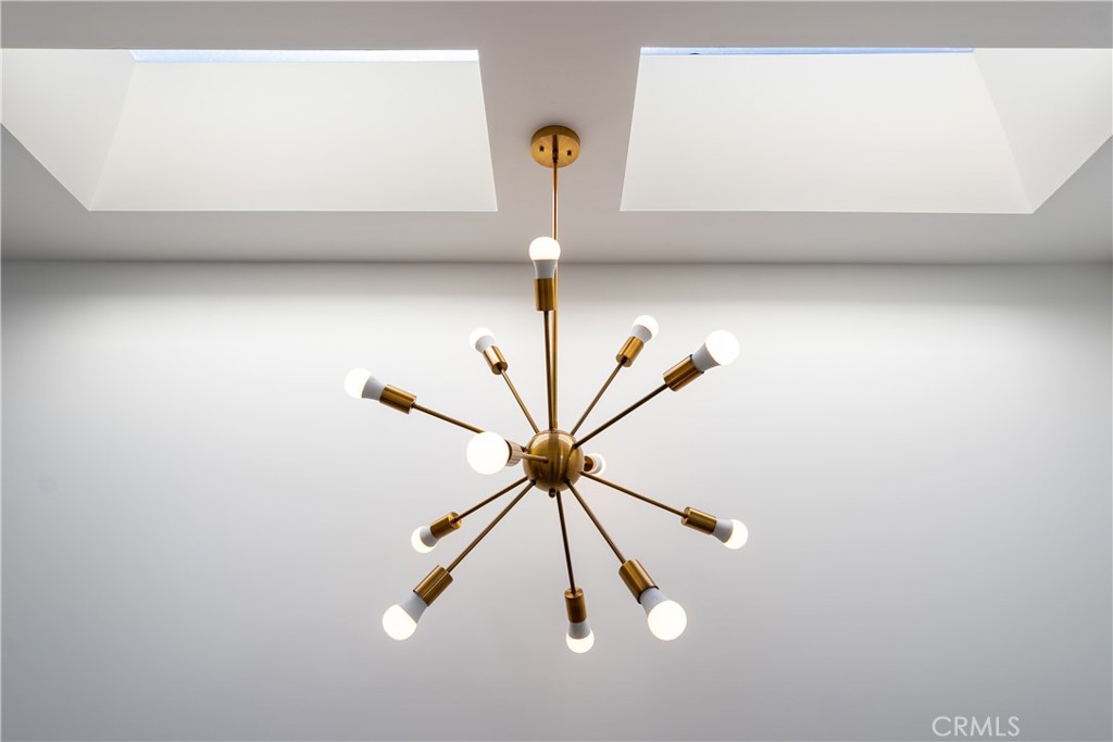 MLS #SR25276305 image #8