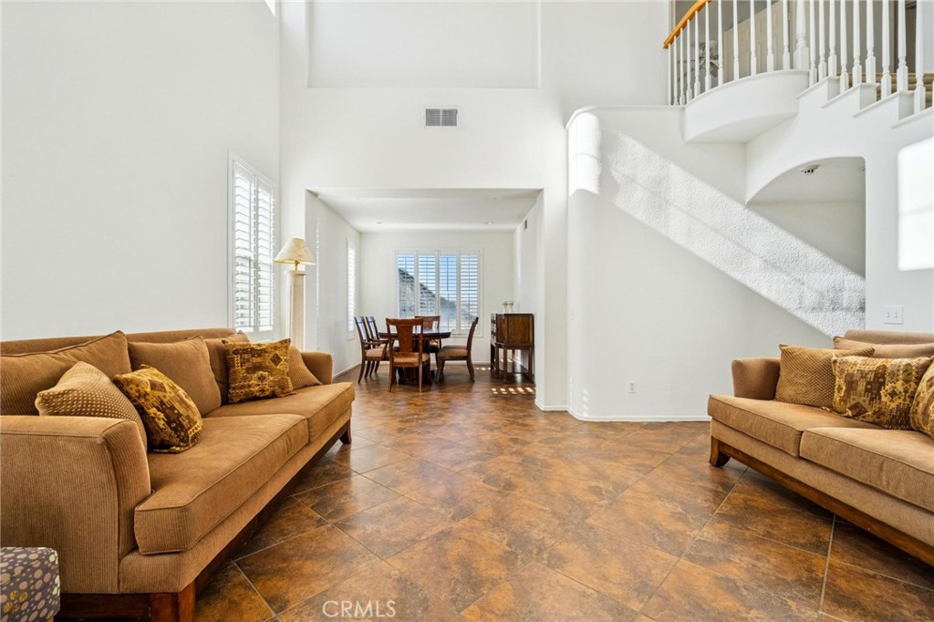 MLS #SR25276345 image #4