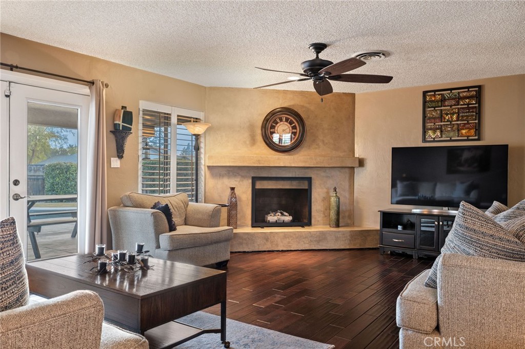 MLS #SR25276425 image #5