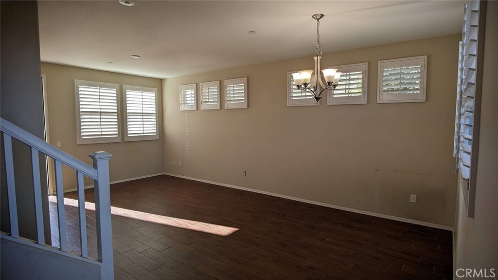 MLS #SR25276496 image #3